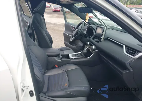 2022 Toyota Rav4 Xse z USA, uszkodzony, nr VIN 4T3E6RFV6NU084601